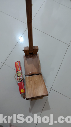 Laaibah Ruti Maker